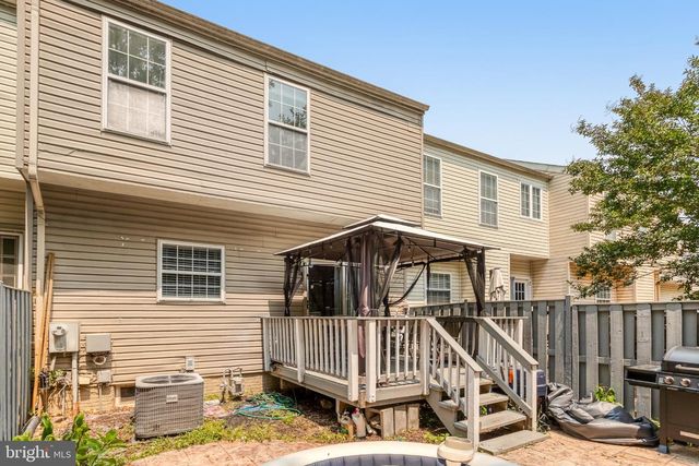 2599 GRAYTON LN, Woodbridge, VA 22191