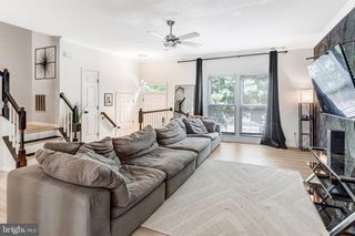 2599 GRAYTON LN, Woodbridge, VA 22191