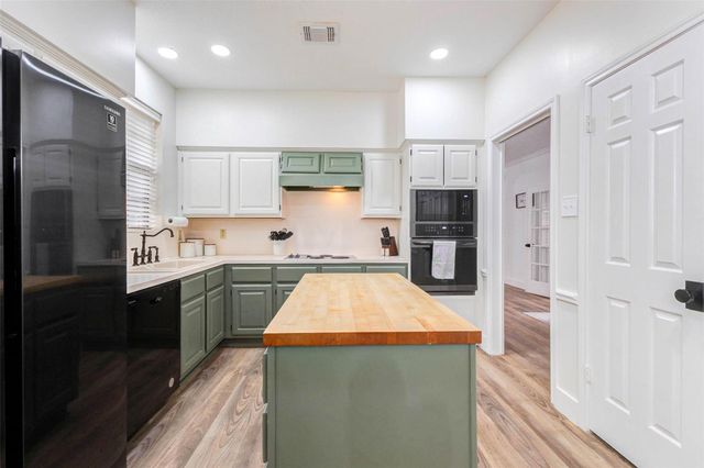 7603 Shangrila Lane, Houston, TX 77095