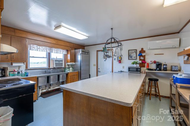 2482 June Bug Road, Vale, NC 28168