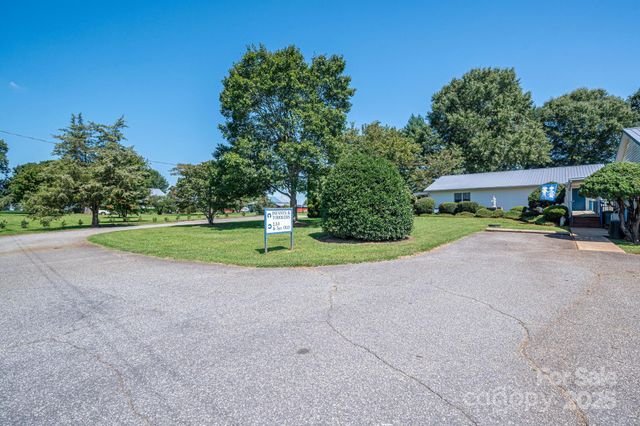 2482 June Bug Road, Vale, NC 28168