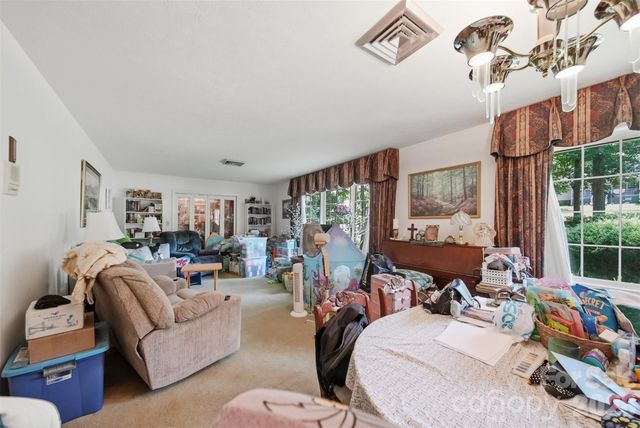 200 Westwood Drive, Morganton, NC 28655