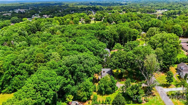 200 Westwood Drive, Morganton, NC 28655