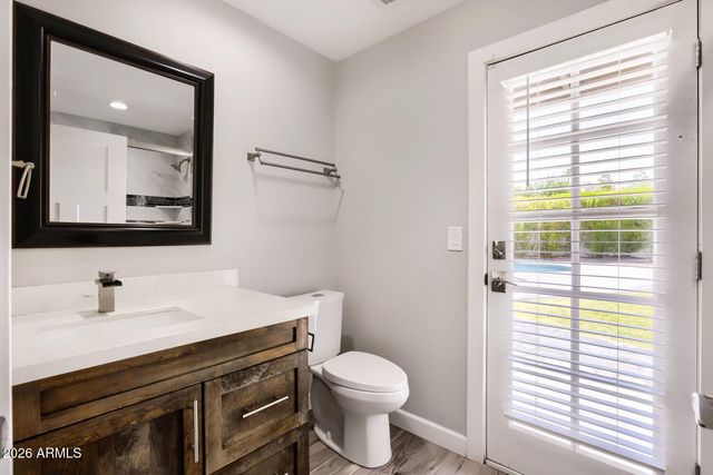 9801 N 74TH Place, Scottsdale, AZ 85258