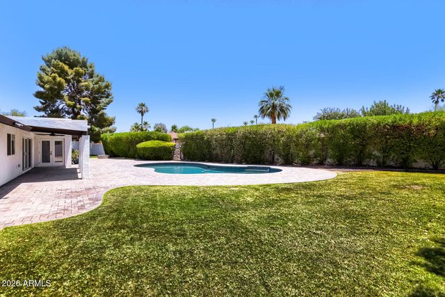 9801 N 74TH Place, Scottsdale, AZ 85258