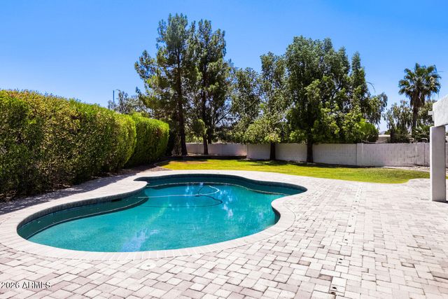 9801 N 74TH Place, Scottsdale, AZ 85258