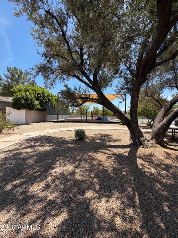 9801 N 74TH Place, Scottsdale, AZ 85258