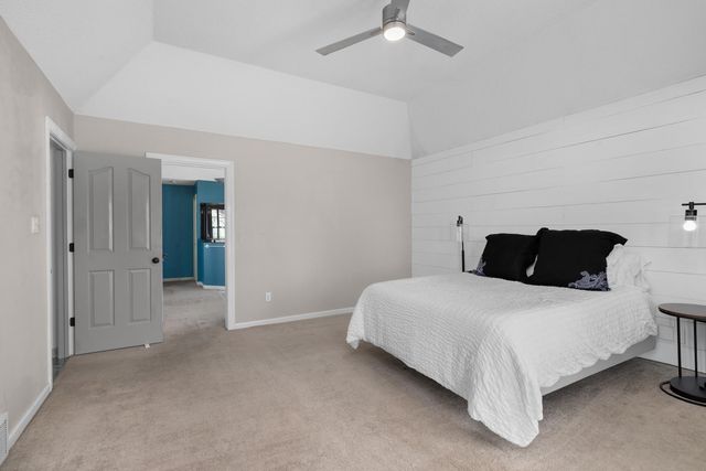 8906 PEMBROKE ELLIS DR, Bartlett, TN 38133