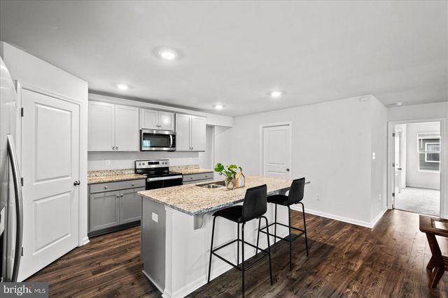 18099 COOLIDGE LANE, Bowling Green, VA 22427