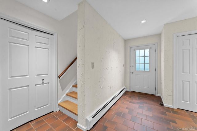 341 Furnace Dock Road 5, Cortlandt Manor, NY 10567