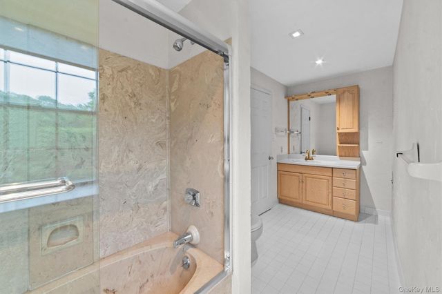 341 Furnace Dock Road 5, Cortlandt Manor, NY 10567