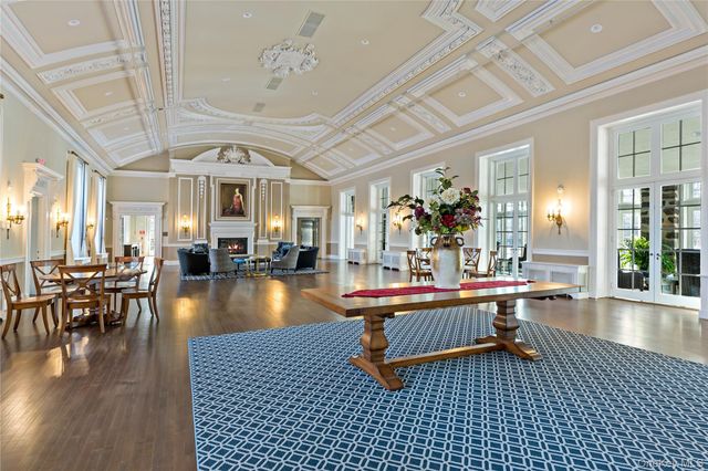 341 Furnace Dock Road 5, Cortlandt Manor, NY 10567