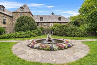 341 Furnace Dock Road 5, Cortlandt Manor, NY 10567