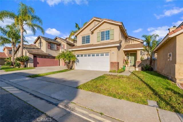 865 Honey Grove Way, Corona, CA 92878