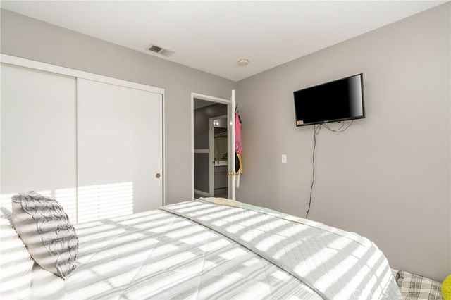 865 Honey Grove Way, Corona, CA 92878