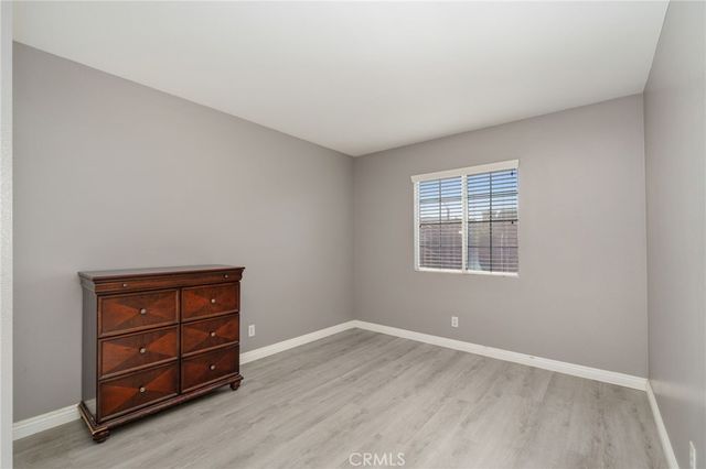 865 Honey Grove Way, Corona, CA 92878