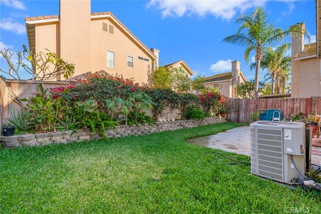 865 Honey Grove Way, Corona, CA 92878