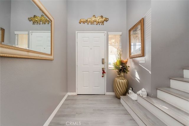 865 Honey Grove Way, Corona, CA 92878