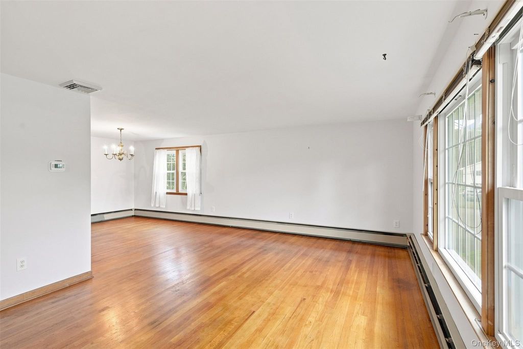 4 Cannon Drive, New Windsor, NY 12553 — photo 5