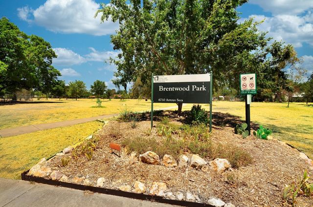 7501 Grover Ave, Austin, TX 78757