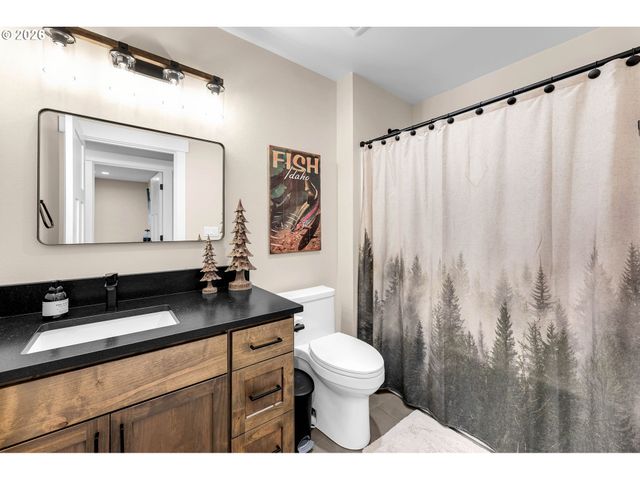185 EAGLE Ct, Woodland, WA 98674
