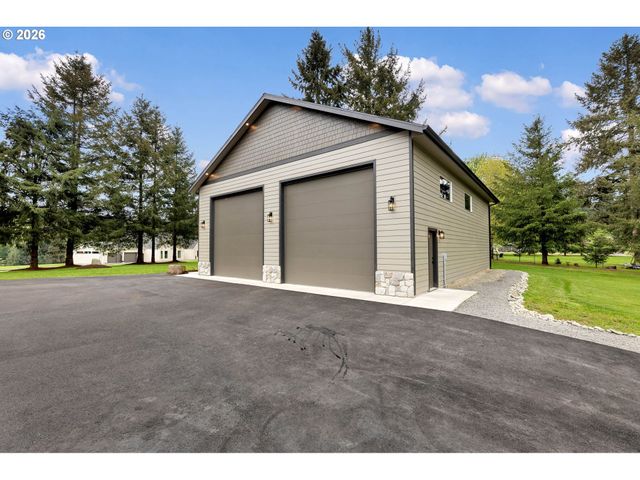 185 EAGLE Ct, Woodland, WA 98674