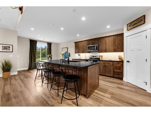 185 EAGLE Ct, Woodland, WA 98674