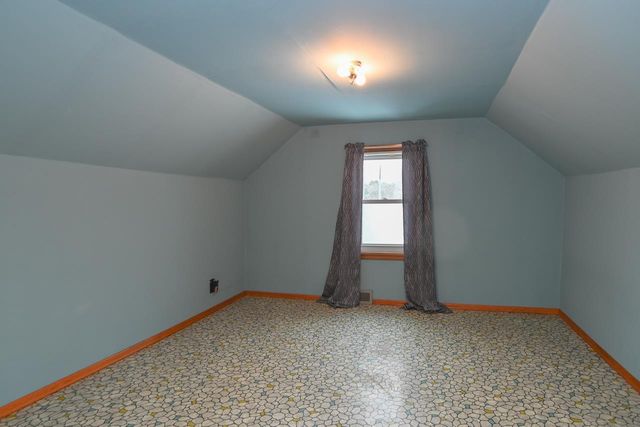 1021 NAVARINO STREET, Algoma, WI 54201