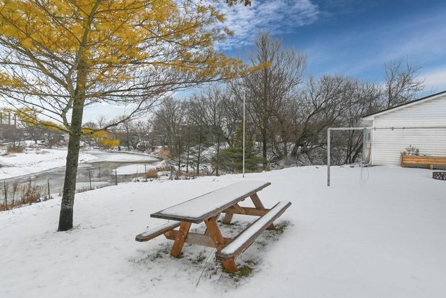 1021 NAVARINO STREET, Algoma, WI 54201