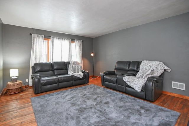 1021 NAVARINO STREET, Algoma, WI 54201