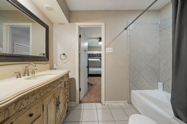 1507 Greenbrier Drive, Sherman, TX 75092