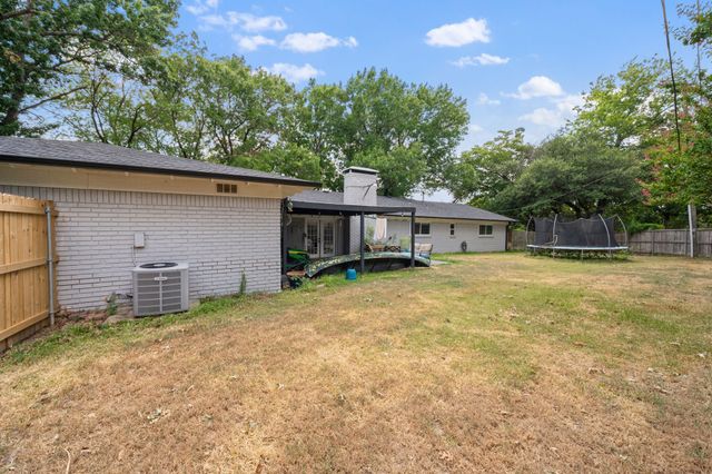 1507 Greenbrier Drive, Sherman, TX 75092