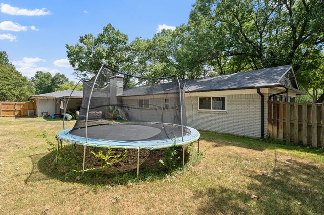 1507 Greenbrier Drive, Sherman, TX 75092