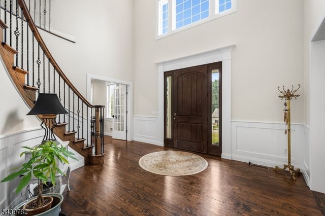 23 Forest Way, Hanover Twp., NJ 07950