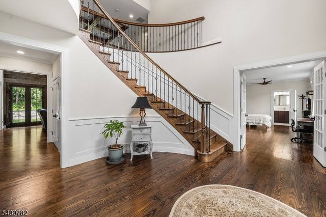 23 Forest Way, Hanover Twp., NJ 07950