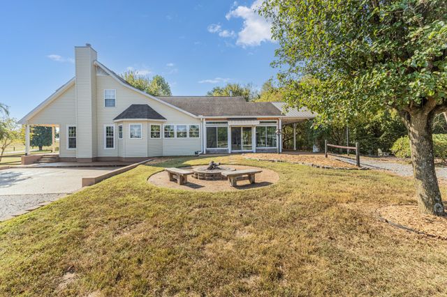 2960 Canoe Branch Rd, Lebanon, TN 37087