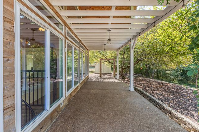 2960 Canoe Branch Rd, Lebanon, TN 37087