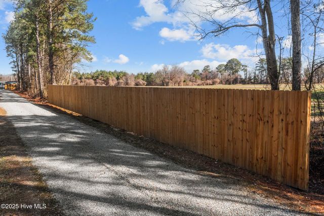 9572 Hwy 41, Pink Hill, NC 28572