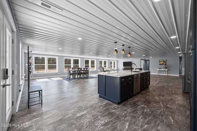 9572 Hwy 41, Pink Hill, NC 28572