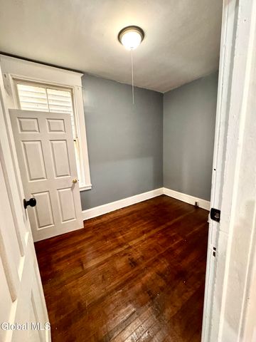 348 1st Street, Albany, NY 12206