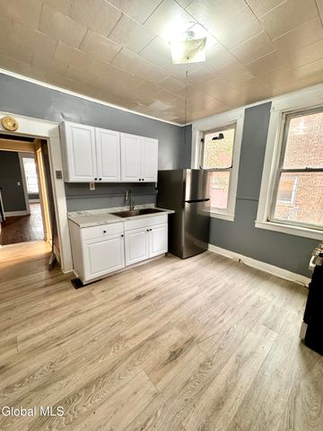 348 1st Street, Albany, NY 12206