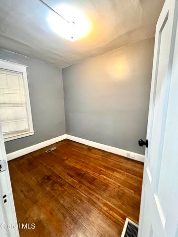 348 1st Street, Albany, NY 12206