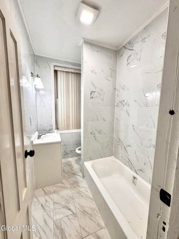 348 1st Street, Albany, NY 12206