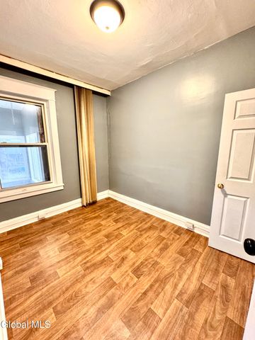 348 1st Street, Albany, NY 12206