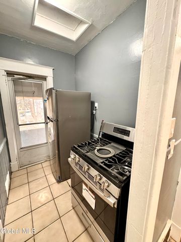 348 1st Street, Albany, NY 12206