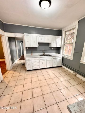 348 1st Street, Albany, NY 12206