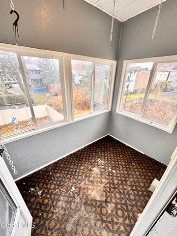 348 1st Street, Albany, NY 12206