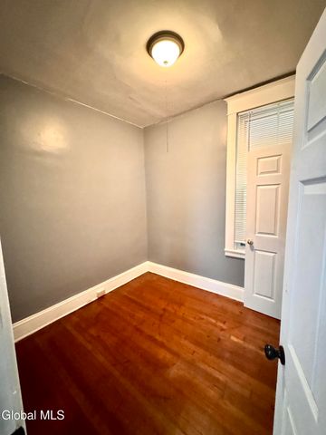 348 1st Street, Albany, NY 12206