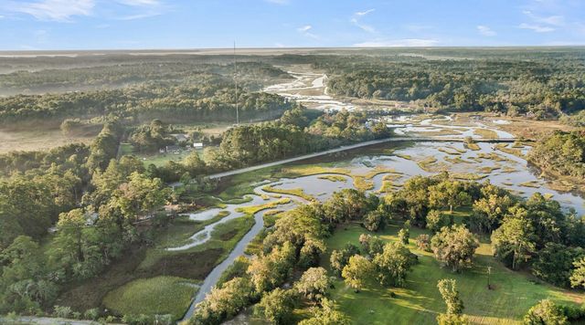 7262 Toogoodoo Road, Meggett, SC 29449