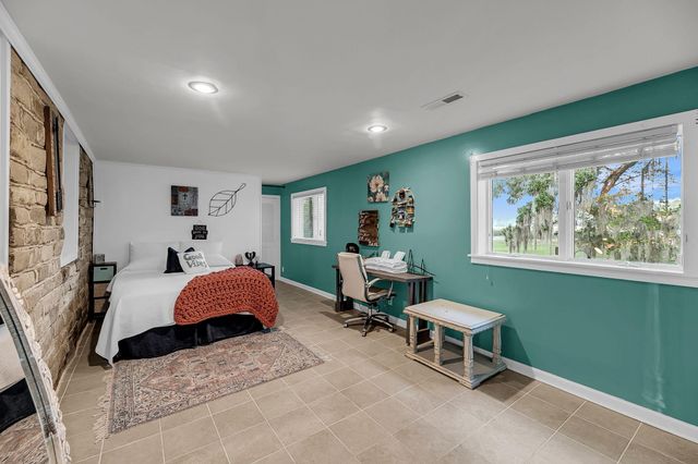 7262 Toogoodoo Road, Meggett, SC 29449